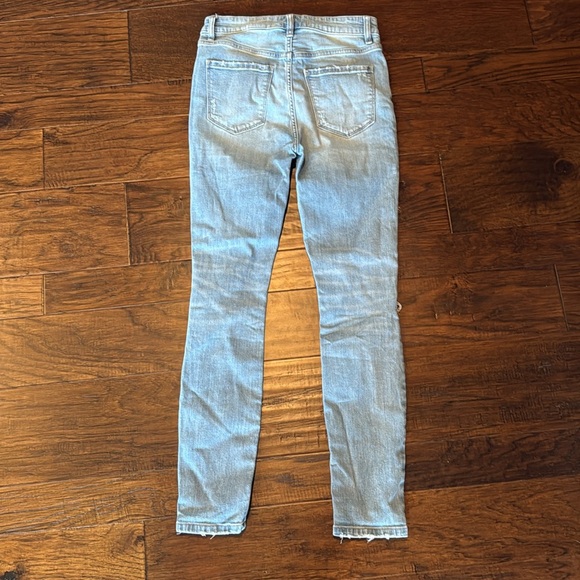 Women's Light Blue Distressed Jeans - Picture 4 of 4